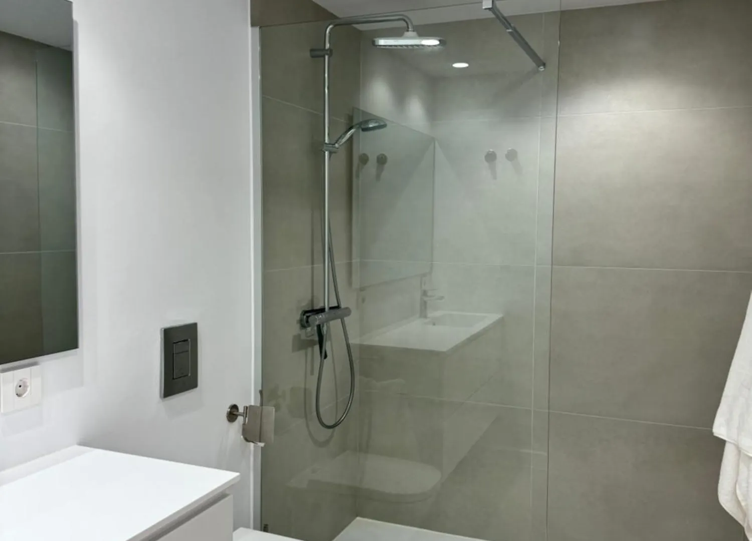 מארבלה Sea And Mountain Views Penthouse In Guadalmina - Eaw Homes 0*,