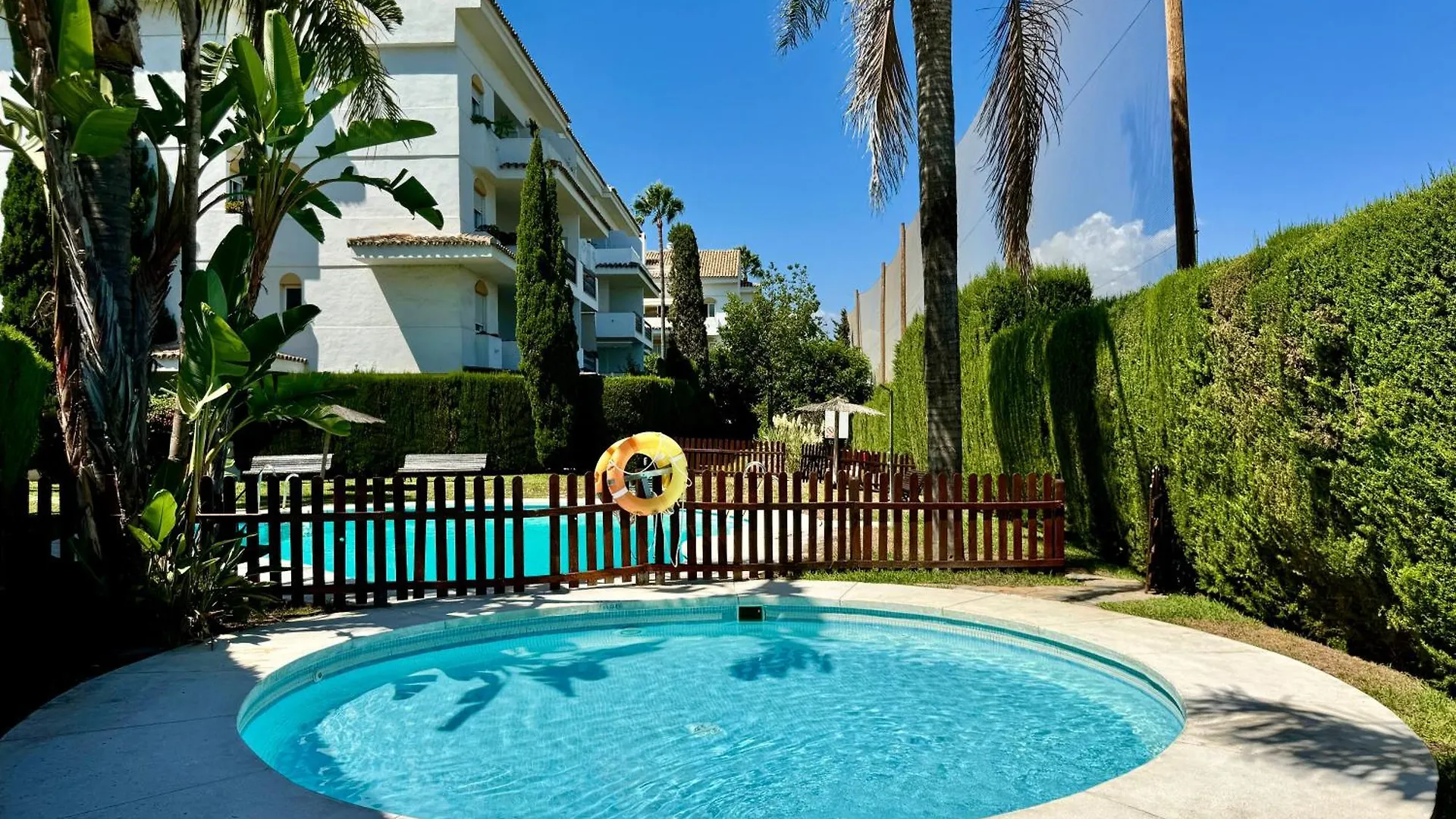 Sea And Mountain Views Penthouse In Guadalmina - Eaw Homes Marbella Apartamento